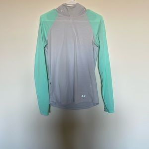 Sporty Trendy Medium Under Armour Hooded Top